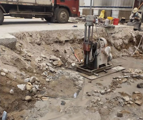 罗庄公路下沉压浆